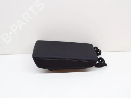 Used Armrest / Center console Armrest / Center console TESLA MODEL Y (5YJY) EV Performance All-wheel Drive (462 hp) 27752694 27752694