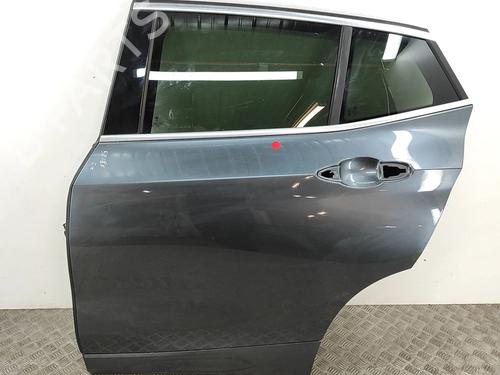Used Left rear door Left rear door 33370353 33370353