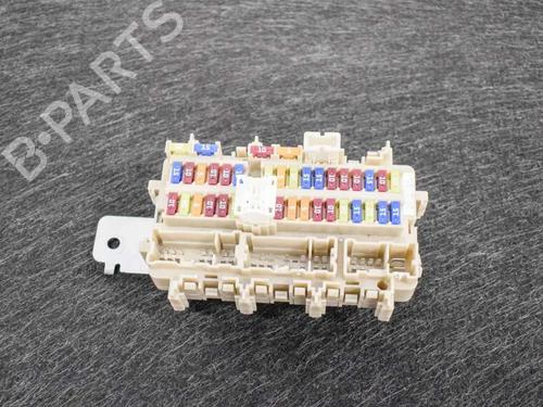 Used Fuse box NISSAN QASHQAI II (J11, J11_) 1.2 DIG-T (115 hp) 6744938