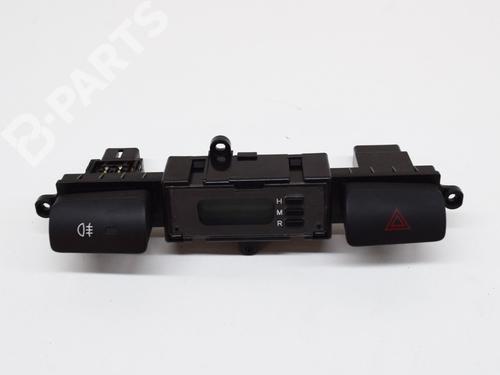 Used Display monitor Display monitor KIA SPORTAGE II (JE_, KM_) 2.0 16V 4WD (141 hp) 10073491 10073491