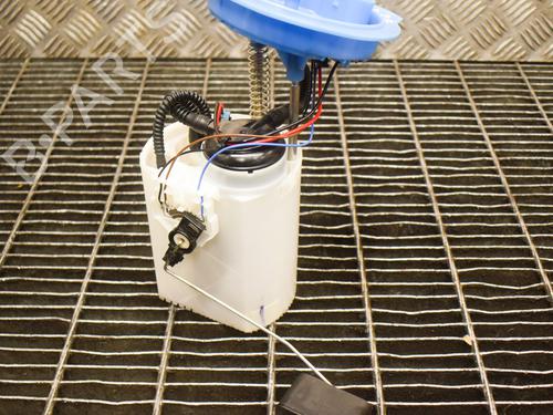 Used Fuel pump VW GOLF VII (5G1, BQ1, BE1, BE2) 2.0 GTI (220 hp) 8837407
