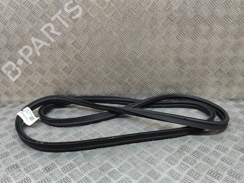 Used Rubber door seal VOLVO XC40 (536) B3 Mild-Hybrid (163 hp) 28555694