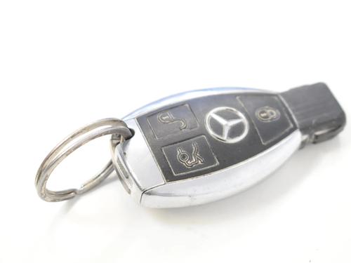 Used Electronic module Electronic module MERCEDES-BENZ E-CLASS (W212) E 200 CGI (212.048, 212.148) (184 hp) 33340112 33340112