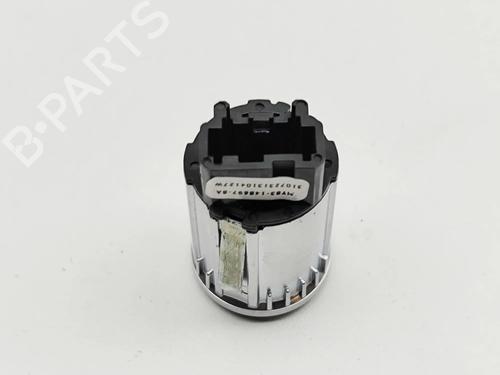 Switch ASTON MARTIN DBX 4.0 All-wheel Drive | BP36809599I30 - Image 5