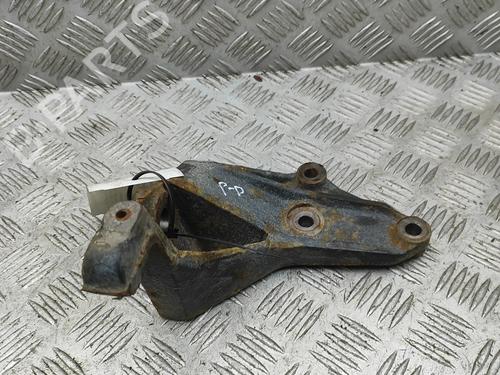 Support de moteur IVECO DAILY VI Platform/Chassis 35S21, 35C21, 40C21, 45C21, 50C21, 60C21, 65C21, 70C21 (205 hp) 31902880