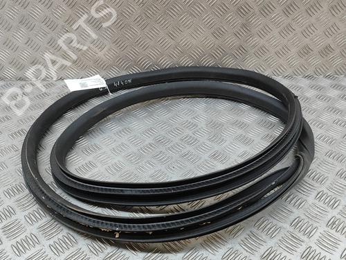 rubber-door-seal-jaguar-i-pace-x590-2018-27778738 main image
