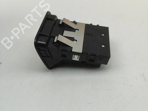 Switch MERCEDES-BENZ CLA Coupe (C117) AMG CLA 45 4-matic (117.352) | BP32459012I30