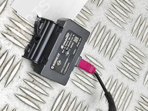 Electronic module RENAULT AUSTRAL E-TECH 200 Hybrid (HGM2) | BP38500209M83 - Image 3