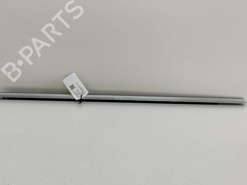 Used Door moulding trim MERCEDES-BENZ GLC (X253) 300 d 4-matic (253.919) (245 hp) 27772177