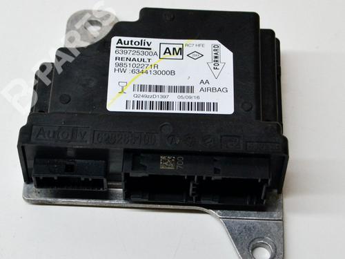 ecu-airbags-renault-kadjar-ha_-hl_-15-dci-110-hla3-renault-639725300a-985102271r-634413000b-628288200d-628288100a-2015-8354432 main image