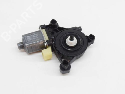 Used Right rear window motor Right rear window motor AUDI A4 B9 (8W2, 8WC) 1.4 TFSI (150 hp) 6768545 6768545