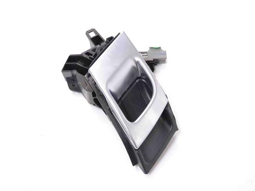 Used Front left interior door handle LAND ROVER RANGE ROVER SPORT II (L494) 3.0 SDV6 4x4 (306 hp) 30213787