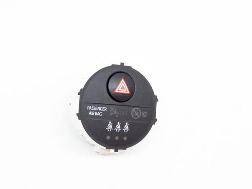 Used Warning switch Warning switch TOYOTA YARIS (_P13_) 1.5 Hybrid (NHP130_) (101 hp) 8145032 8145032
