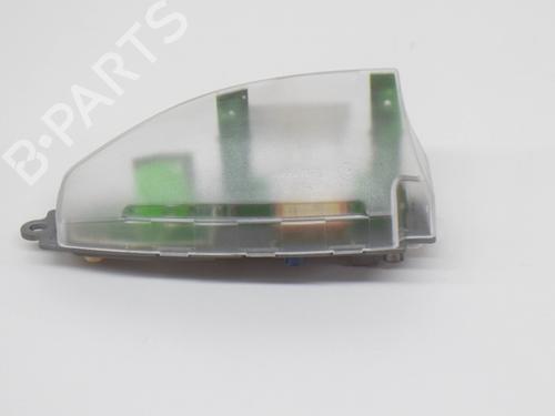Used Antenna/Base BMW 5 (F10) 520 d (184 hp) 8836429