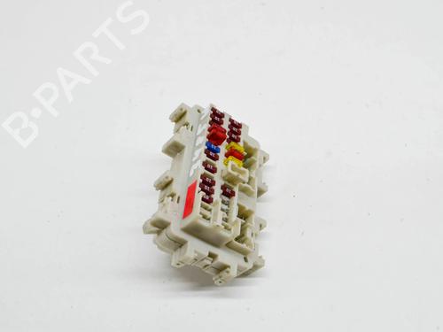 Fuse box AUDI A4 B6 Convertible (8H7) 1.8 T quattro | BP10070254E1 - Image 4