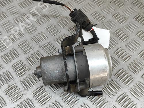 Used Vacuum pump AUDI Q2 (GAB, GAG) 35 TFSI (150 hp) 28559910