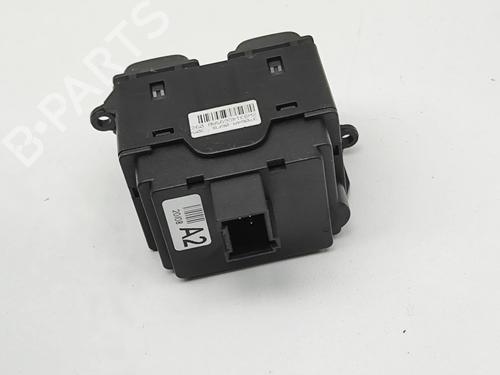 Switch JAGUAR XJ (X350, X358) D 2.7 | BP36984017I30 - Image 4