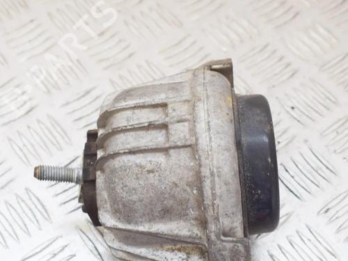 Used Engine mount BMW 3 (E90) 320 d (163 hp) 6740680