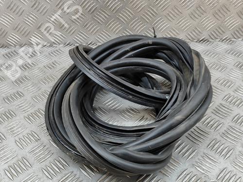 Rubber door seal PEUGEOT 2008 II (UD_, US_, UY_, UJ_, UR_, UC_) e-2008 (UKZKXZ) | BP27778903C142 