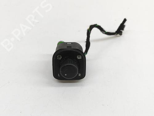 Spejlkontakt Spejlkontakt SKODA SUPERB II Estate (3T5) 2.0 TDI 16V (140 hp) 25616124 25616124