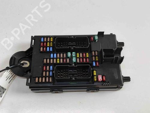 Used Fuse box VOLVO V60 II (225) B6 Mild-Hybrid AWD (299 hp) 29459301