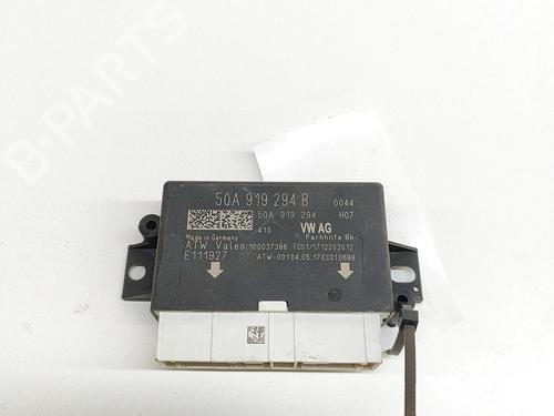 Used Electronic module Electronic module VW ARTEON (3H7, 3H8) 2.0 TDI (150 hp) 19076091 19076091