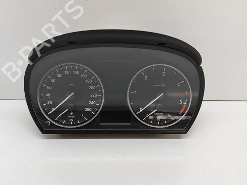 Used Instrument cluster Instrument cluster BMW X1 (E84) xDrive 18 d (143 hp) 24819518 24819518