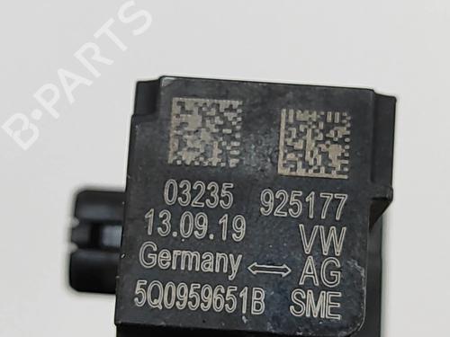 Electronic sensor AUDI A3 Sportback (8VA, 8VF) S3 quattro | BP24583524M84 