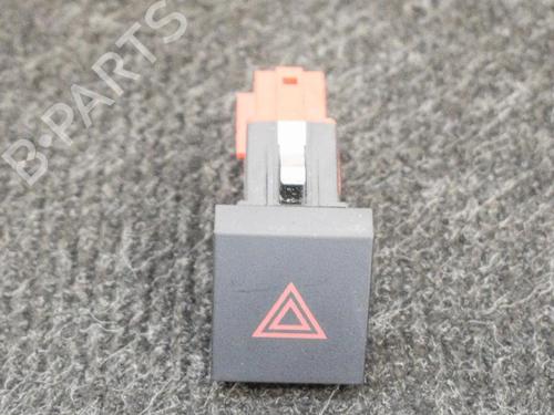 Used Switch Switch SKODA YETI (5L) 1.4 TSI 4x4 (150 hp) 7999309 7999309