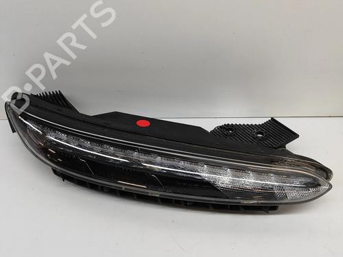 Used Right headlight Right headlight HYUNDAI KONA (OS, OSE, OSI) 1.0 T-GDi Hybrid 48V (120 hp) 28154088 28154088