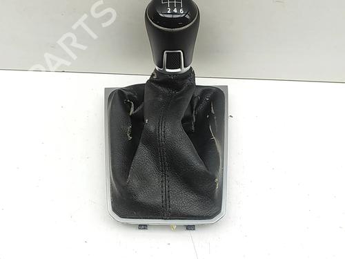 Used Shift knob VW PASSAT B8 (3G2, CB2) 1.6 TDI (120 hp) 32408814