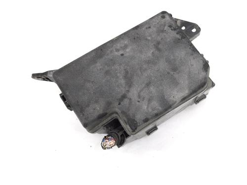 Used Fuse box TOYOTA RAV 4 III (_A3_) 2.2 D 4WD (ALA30_, ALA30R) (177 hp) 30233453