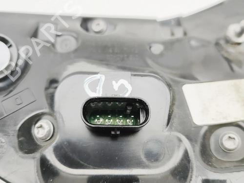 Right tailgate light TESLA MODEL Y (5YJY) Long Range All-wheel Drive | BP38782374C80 - Image 5