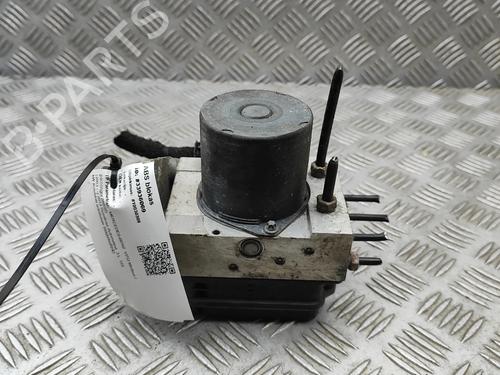 Used ABS pump ABS pump MERCEDES-BENZ VITO Bus (W639) 122 CDI (639.701, 639.703, 639.705) (224 hp) 33388781 33388781