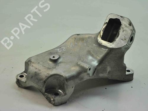 Support MERCEDES-BENZ C-CLASS (W205) AMG C 63 (205.086) (476 hp) 30210061