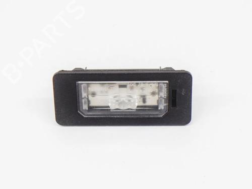 Used Licence plate light BMW 3 (F30, F80) 335 d xDrive (313 hp) 14615651