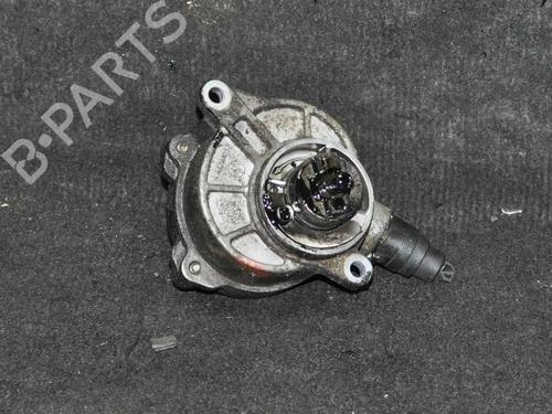 Used Vacuum pump Vacuum pump MERCEDES-BENZ C-CLASS (W203) C 220 CDI (203.008) (150 hp) 6723068 6723068
