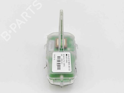 Antenne/Base Antenne/Base MERCEDES-BENZ CLA Coupe (C117) CLA 200 CDI / d (117.308) (136 hp) 29460031 29460031