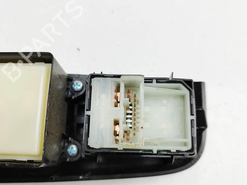 Right front window switch ISUZU D-MAX II (TFR, TFS) 1.9 Ddi 4x4 (TFS87J) | BP32170818I26 
