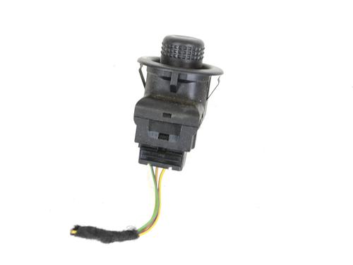 Switch JAGUAR XF I (X250) 2.7 D | BP9923410I30