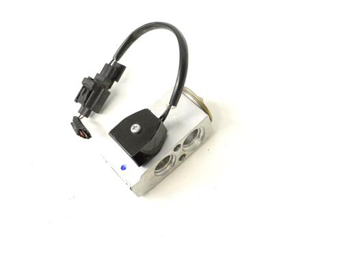 AC pipe TESLA MODEL X (5YJX) P100D AWD | BP33351470M126 - Image 3