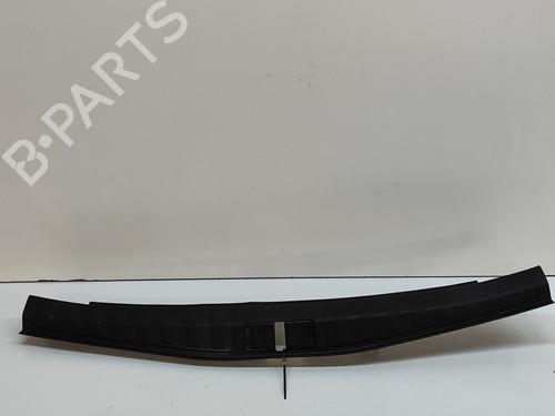 Pynteleist til bakluke ALFA ROMEO STELVIO (949_) 2.9 Q4 (949.AXG2A, 949.AXH2A, 949.AXS2A) (510 hp) 28955005