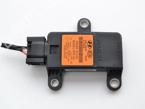 Used Electronic sensor HYUNDAI i40 I CW (VF) 1.7 CRDi (116 hp) 9866382