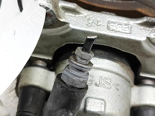 Right front brake caliper FIAT 500 (312_) 1.0 Mild Hybrid (312.AYD1B) | BP28553503M104