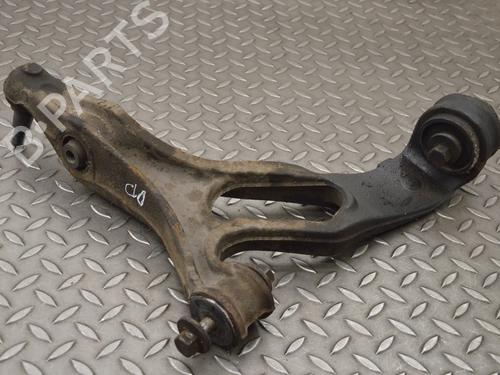 Used Right front suspension arm VW TOUAREG (7LA, 7L6, 7L7) 3.0 TDI (211 hp) 31072799
