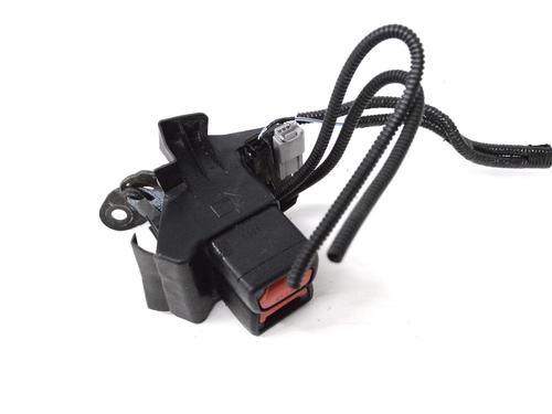 Engate do cinto TOYOTA RAV 4 V (_A5_, _H5_) 2.5 Hybrid AWD (AXAH54, AXAL54) (222 hp) 30232973