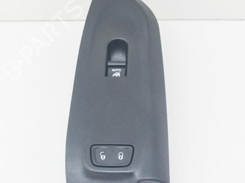 Venstre fortil elrude kontakt FIAT 500X (334_) 1.4 (334AXC1B, 334AXC11) (140 hp) 7902324