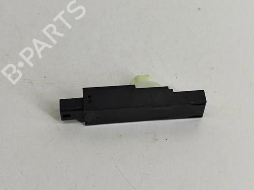 Used Electronic module Electronic module TOYOTA COROLLA Estate (_E21_) 1.8 Hybrid (ZWE211) (98 hp) 33368313 33368313