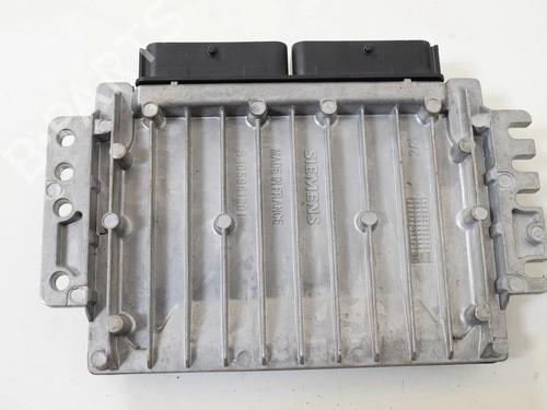 Used Engine control unit (ECU) VOLVO V40 Estate (645) 1.8 (115 hp) 9898452