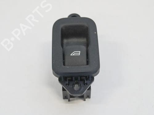 Used Right rear window switch VOLVO V60 I (155) D3 / D4 (163 hp) 6741588